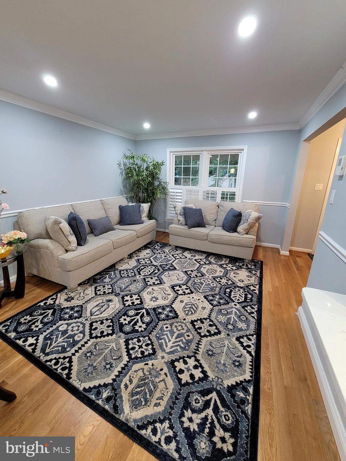 PLEASANT VALLEY - Residential Lease