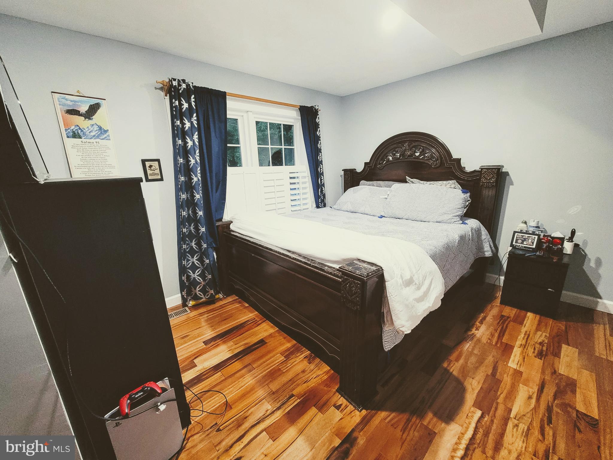 PLEASANT VALLEY - Residential Lease