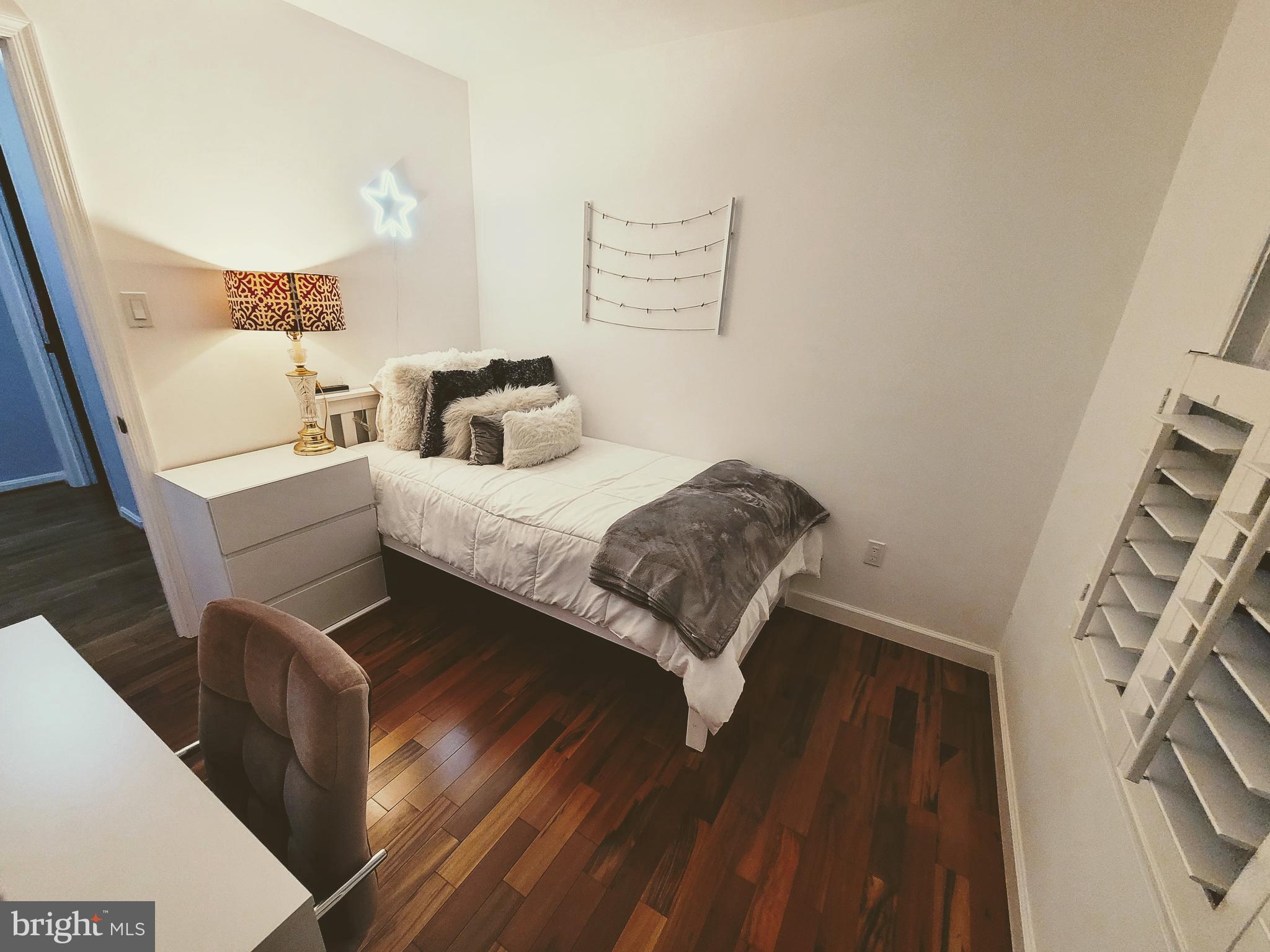 PLEASANT VALLEY - Residential Lease