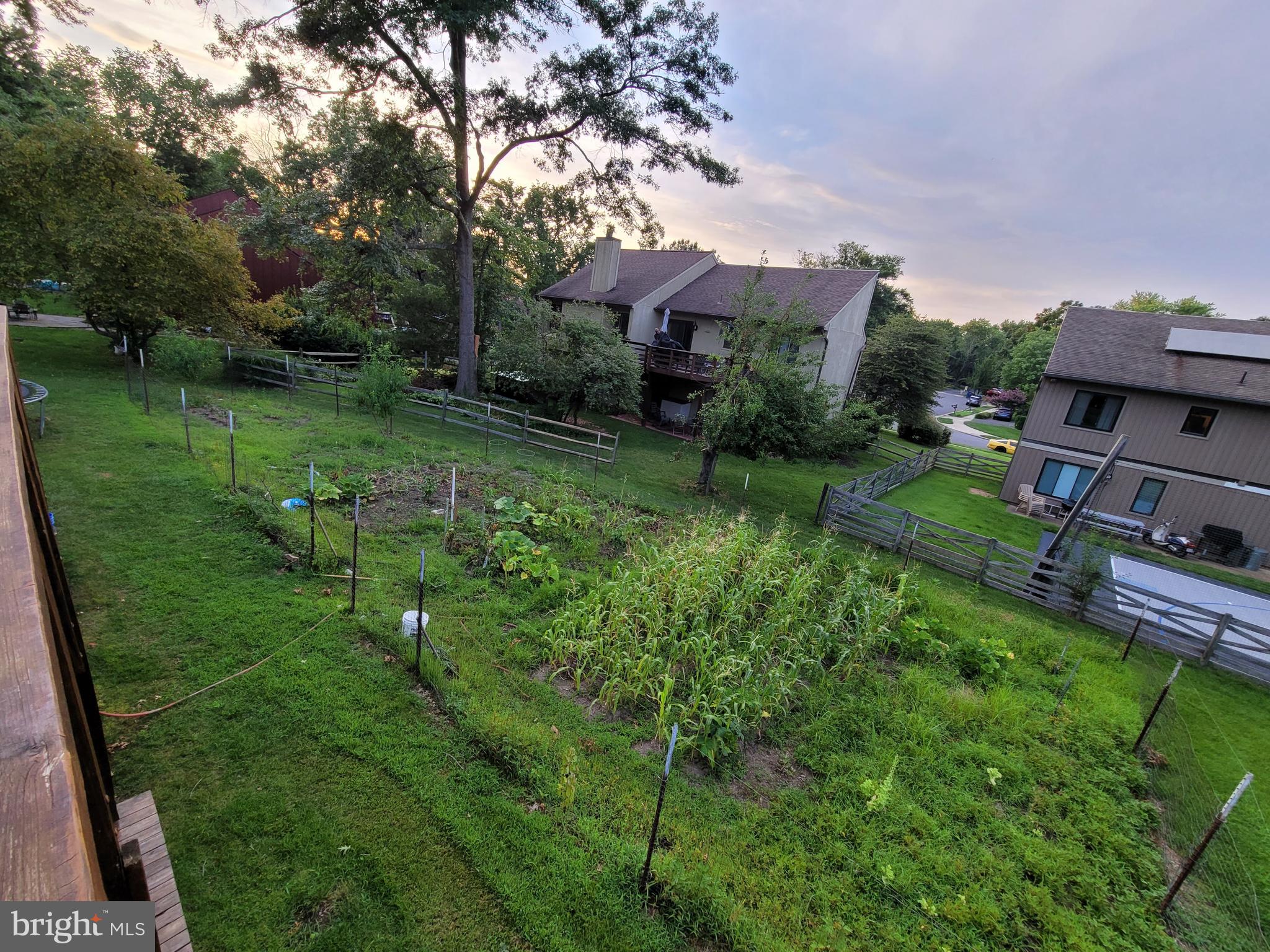 PLEASANT VALLEY - Residential Lease