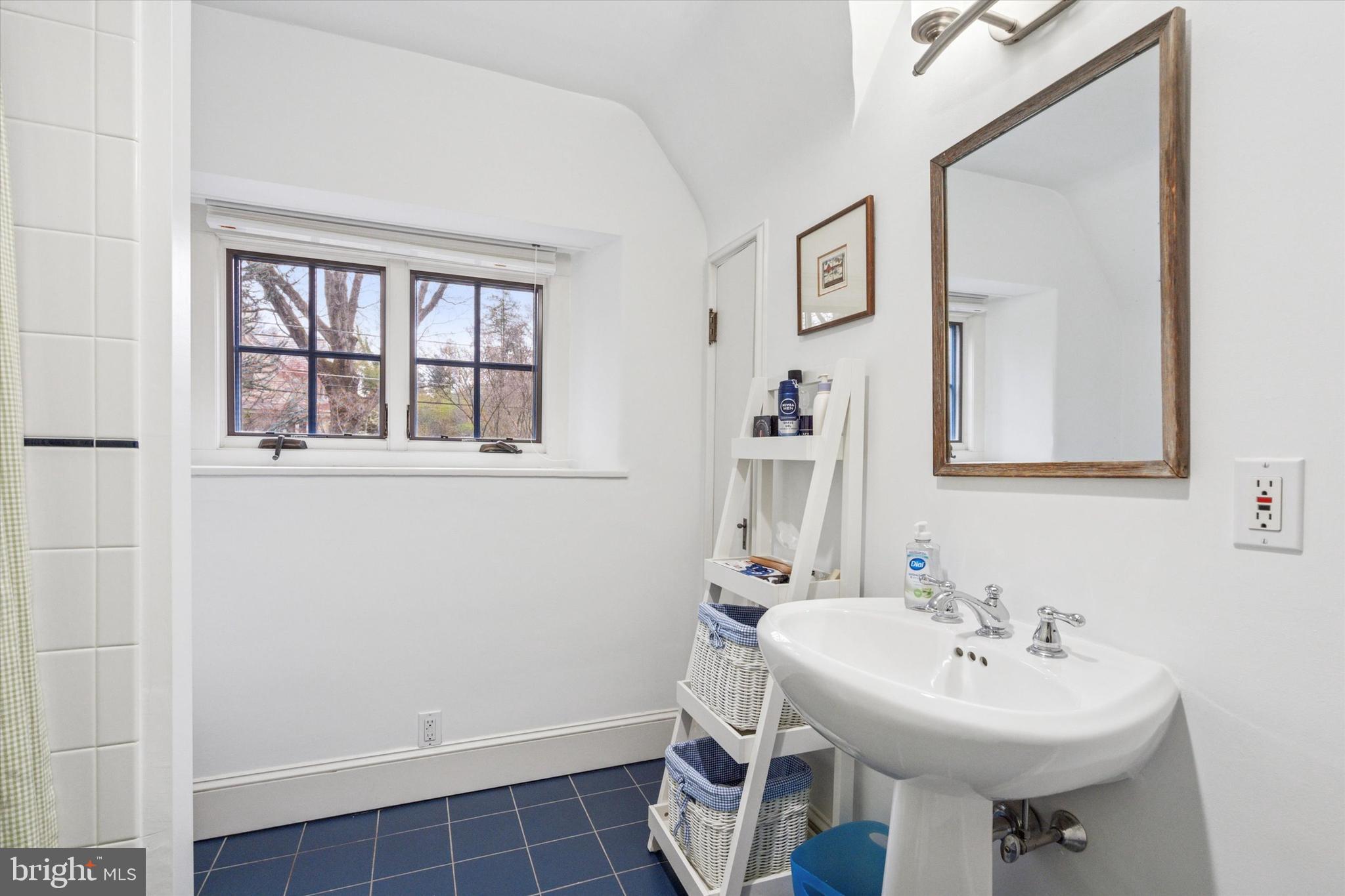 MT AIRY (WEST) - Residential