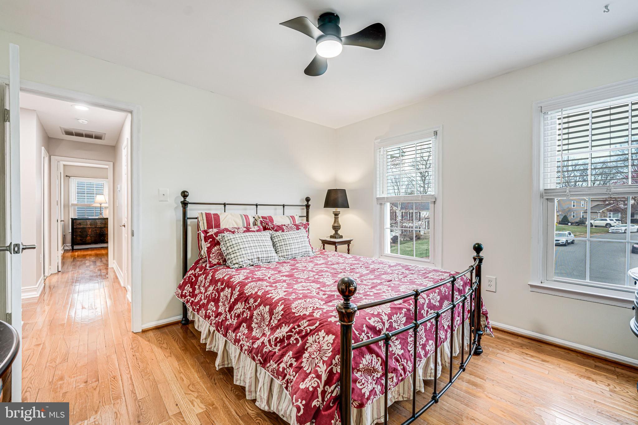 ENVIRONS - Residential