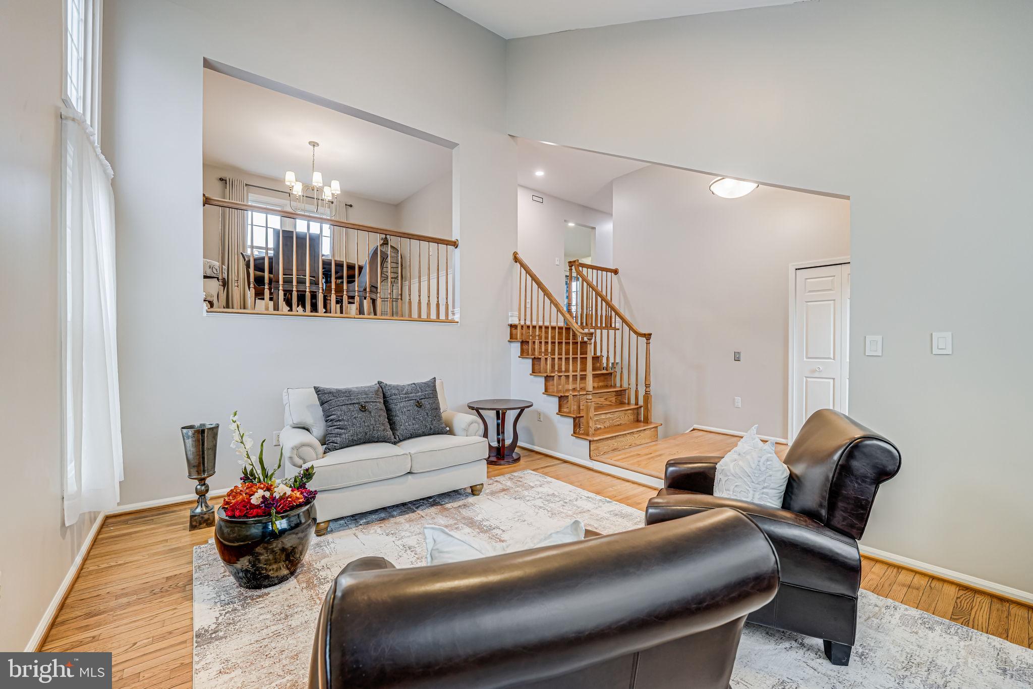 ENVIRONS - Residential