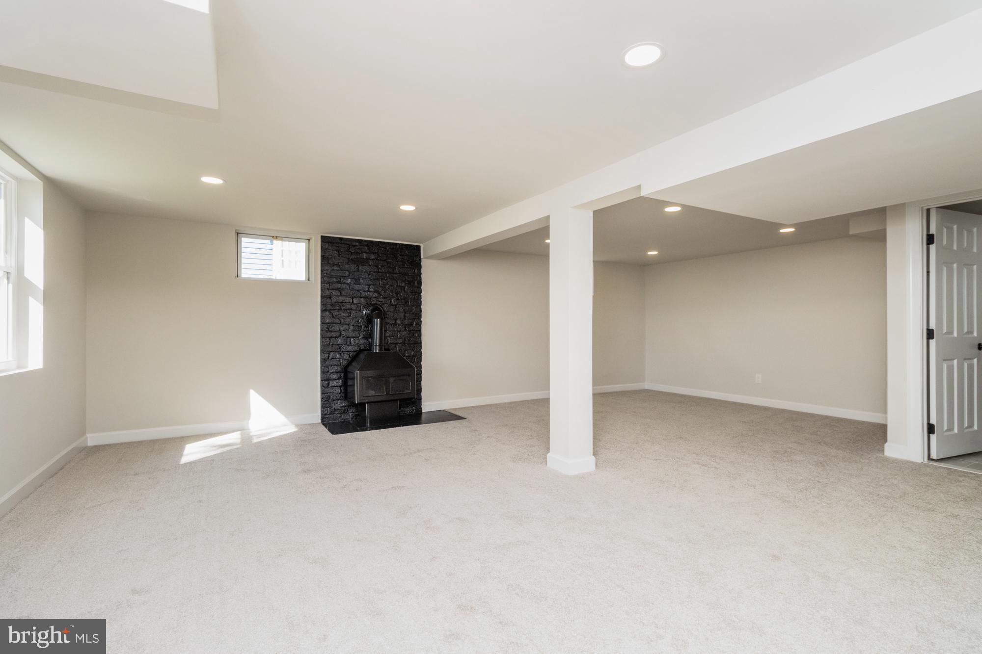 HARRIS ACRES - Residential