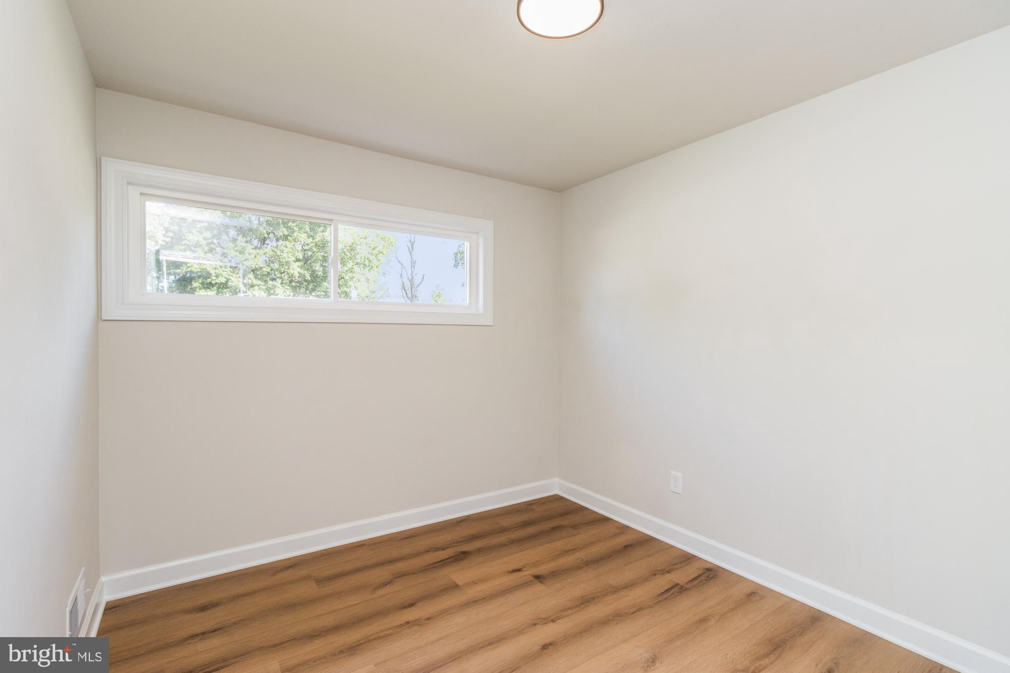 HARRIS ACRES - Residential