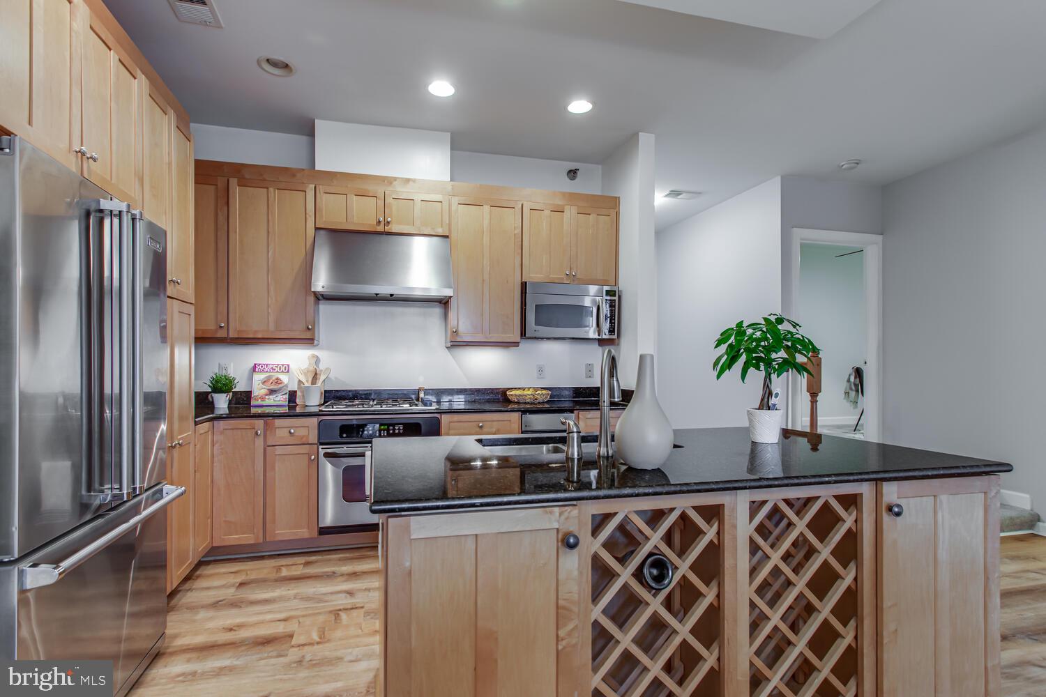 RIVER CLUB 1 AT BELMONT - Residential