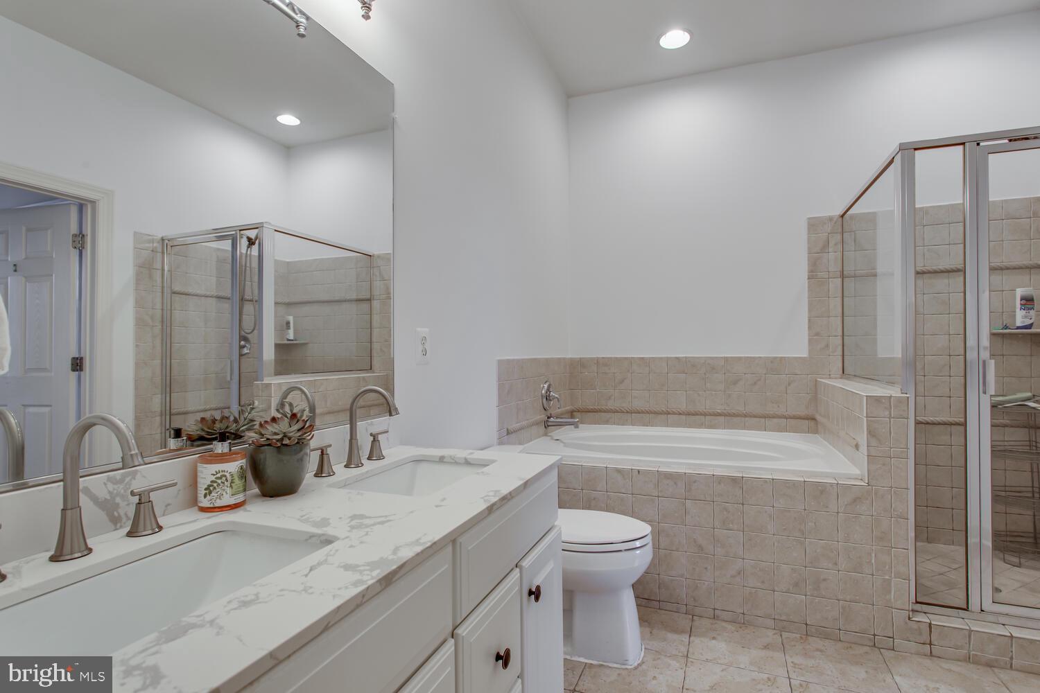 RIVER CLUB 1 AT BELMONT - Residential