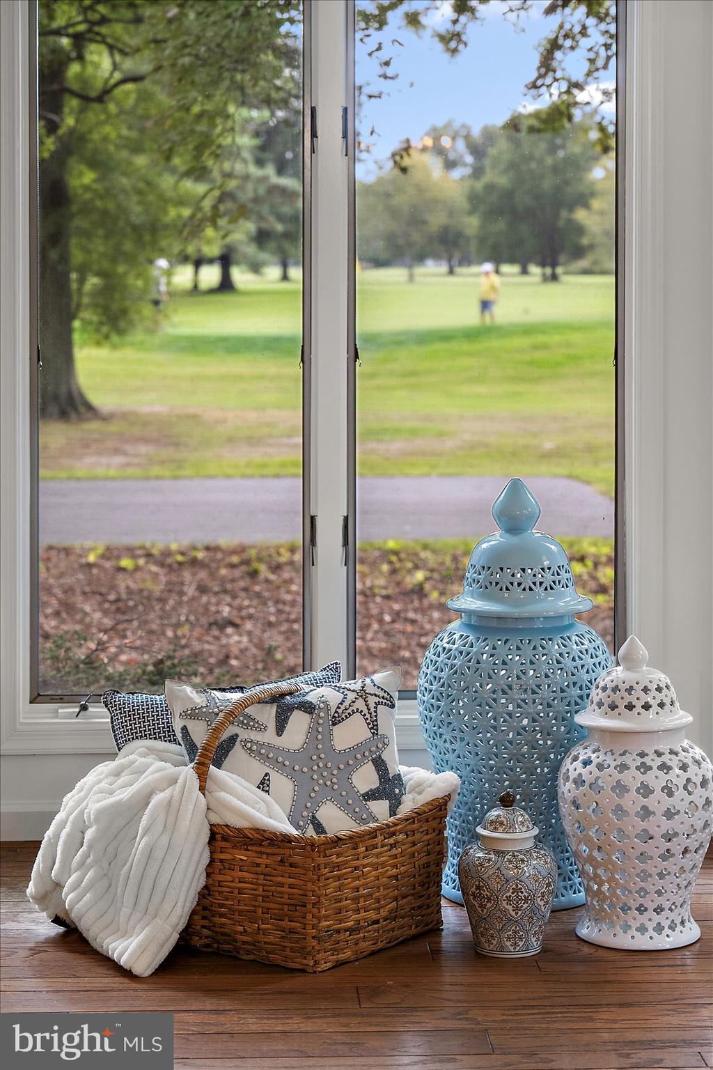 GOLF CLUB SHORES III - Residential