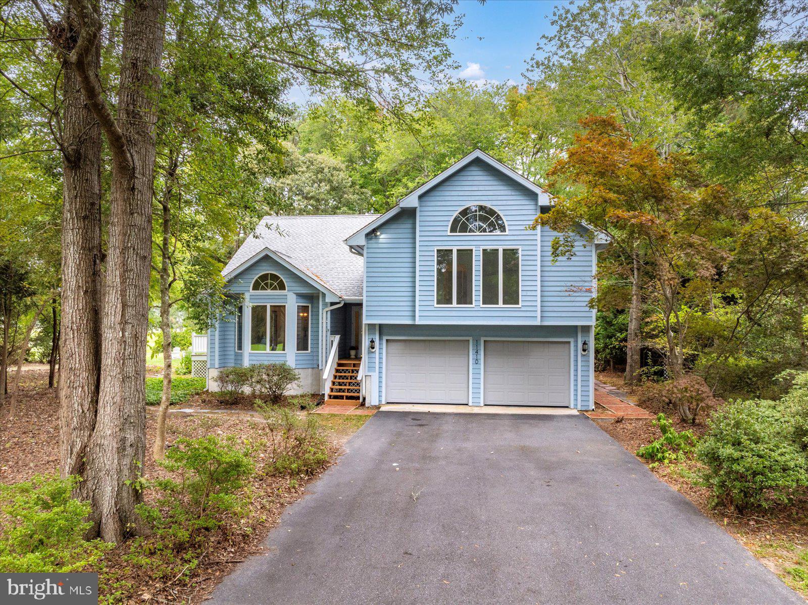 GOLF CLUB SHORES III - Residential