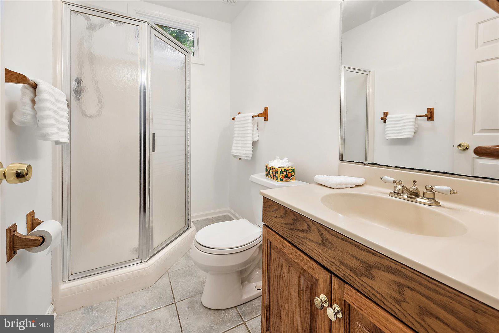 GOLF CLUB SHORES III - Residential