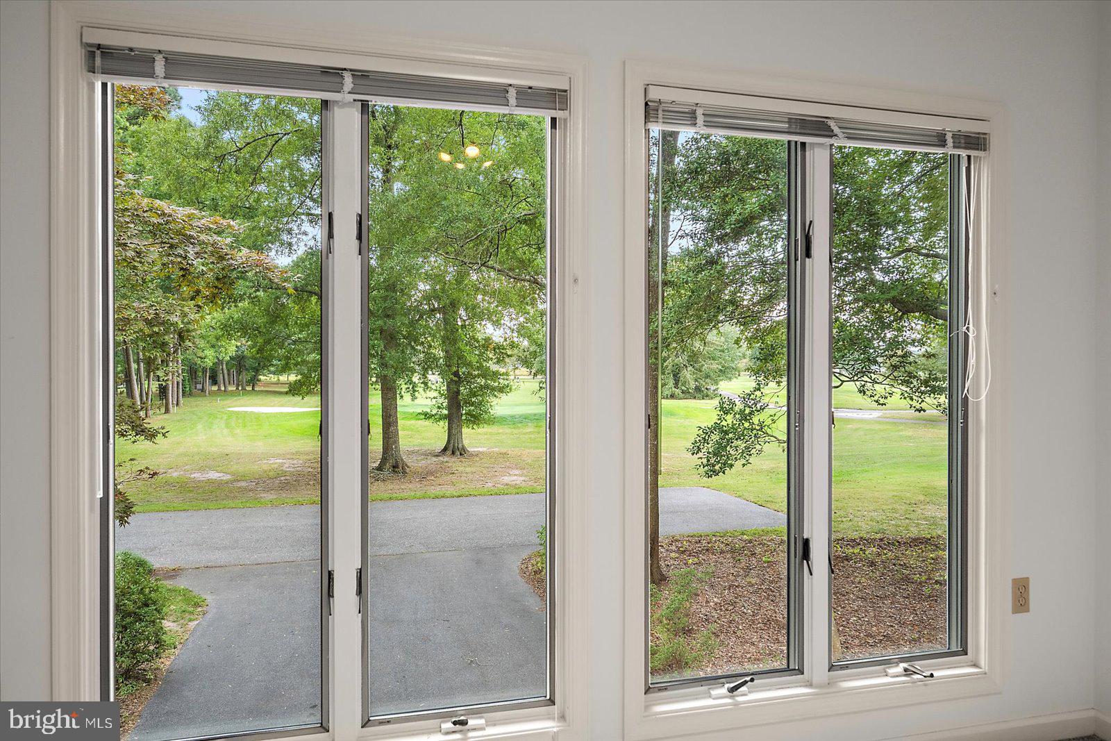 GOLF CLUB SHORES III - Residential