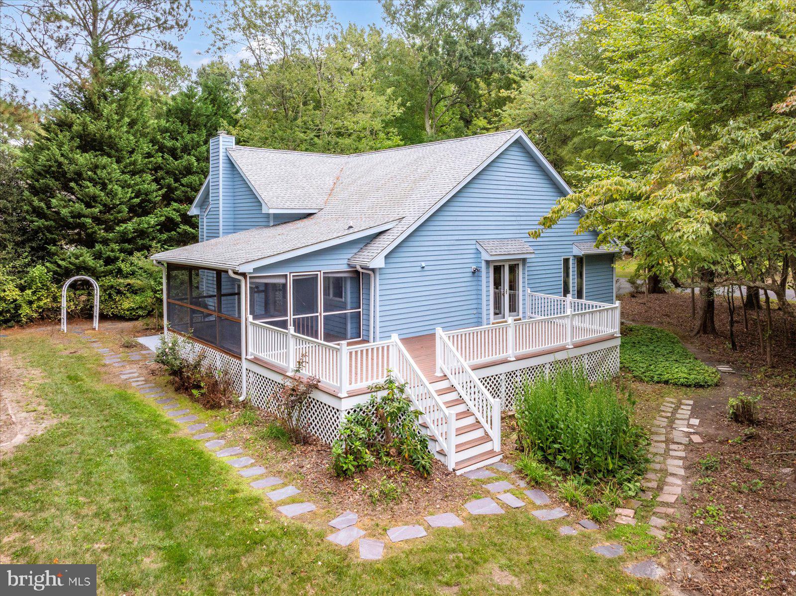 GOLF CLUB SHORES III - Residential