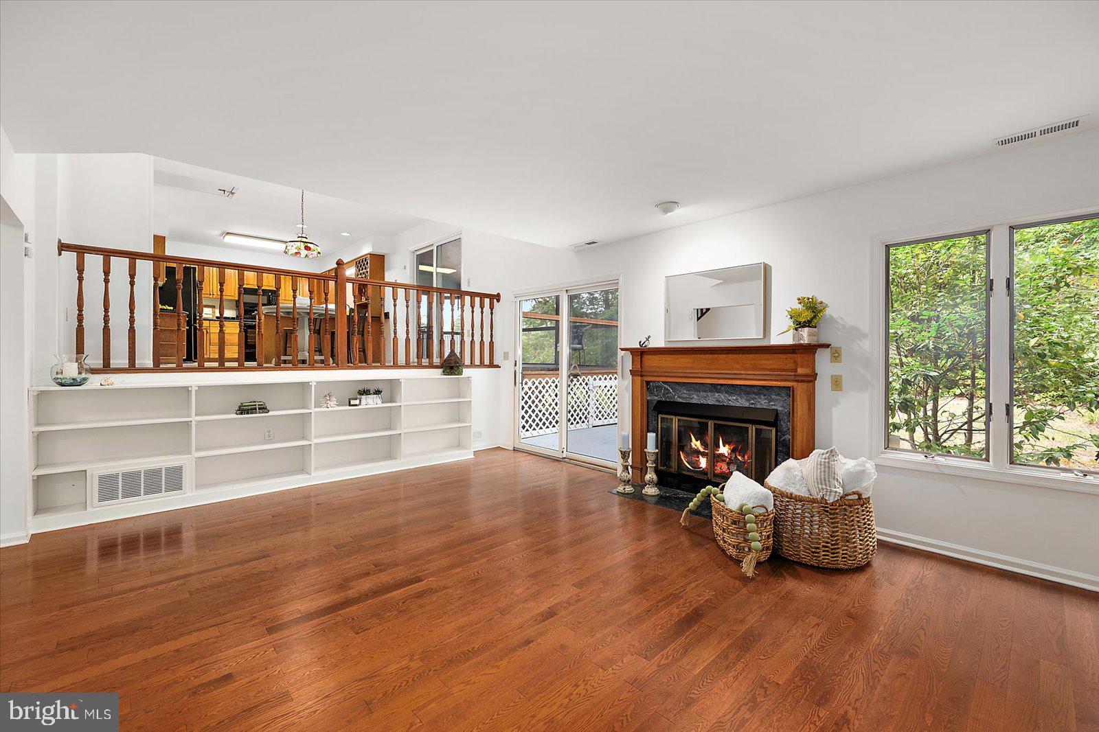 GOLF CLUB SHORES III - Residential