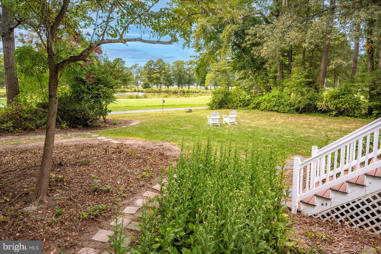 GOLF CLUB SHORES III - Residential