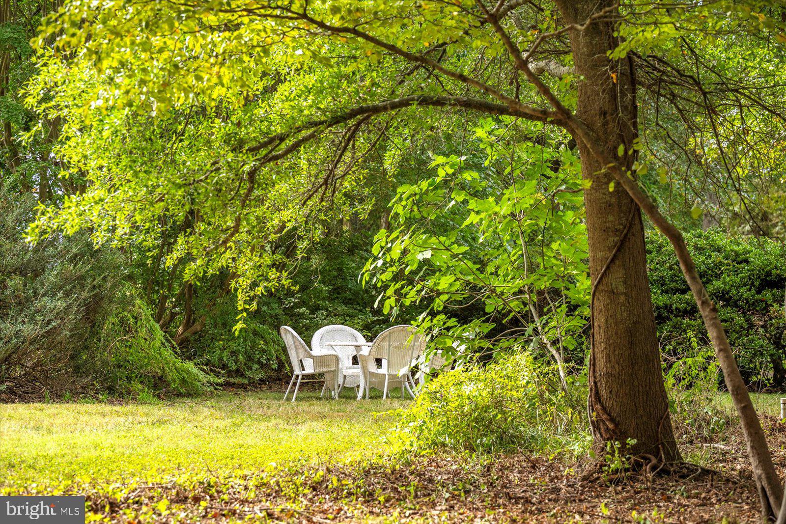 GOLF CLUB SHORES III - Residential