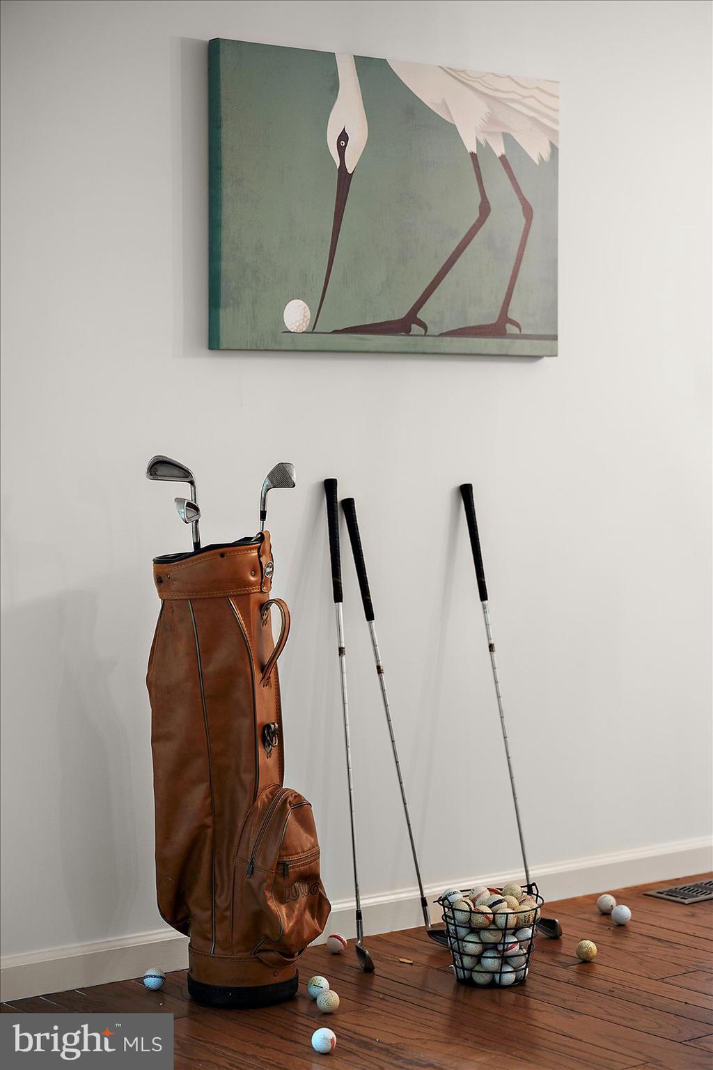 GOLF CLUB SHORES III - Residential