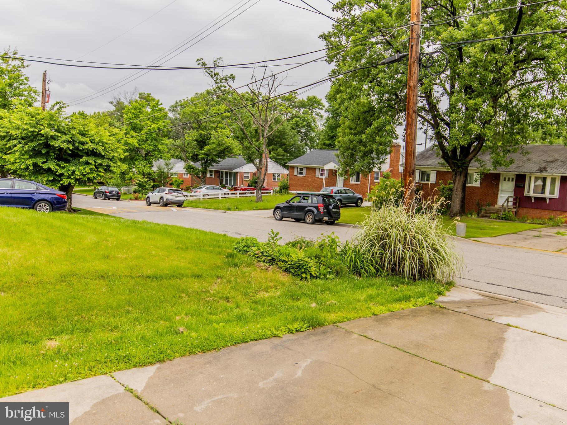 6215 SEMINOLE PLACE