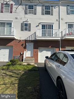 739 CENTRE STREET SW