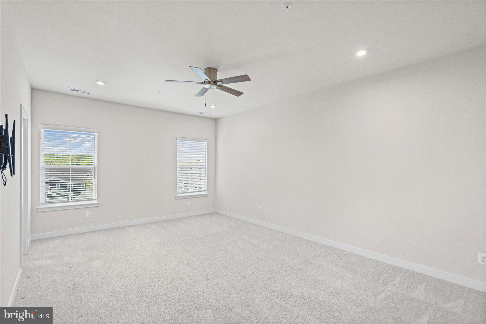 GREENLEIGH AT CROSSROADS - Residential