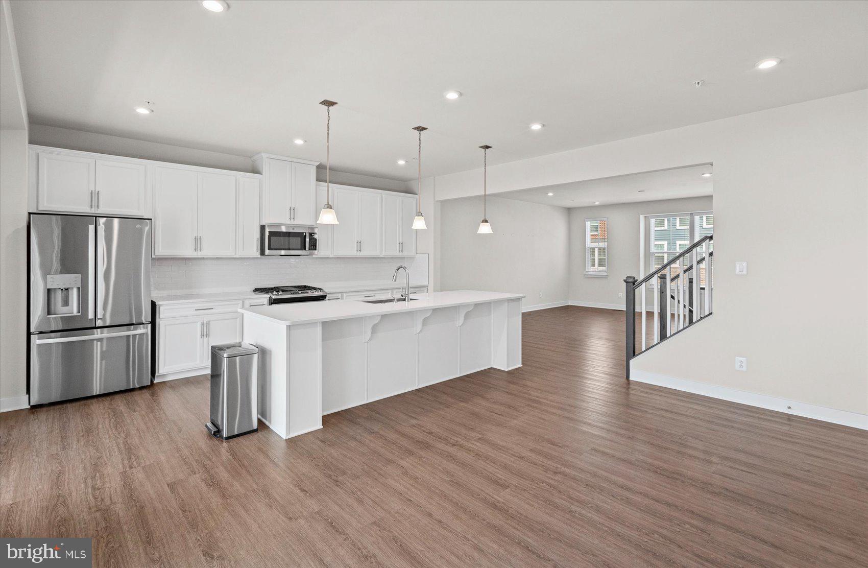 GREENLEIGH AT CROSSROADS - Residential