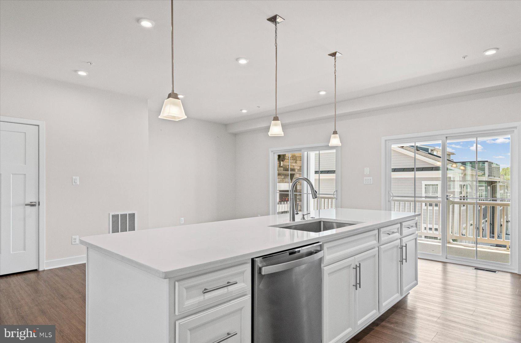 GREENLEIGH AT CROSSROADS - Residential