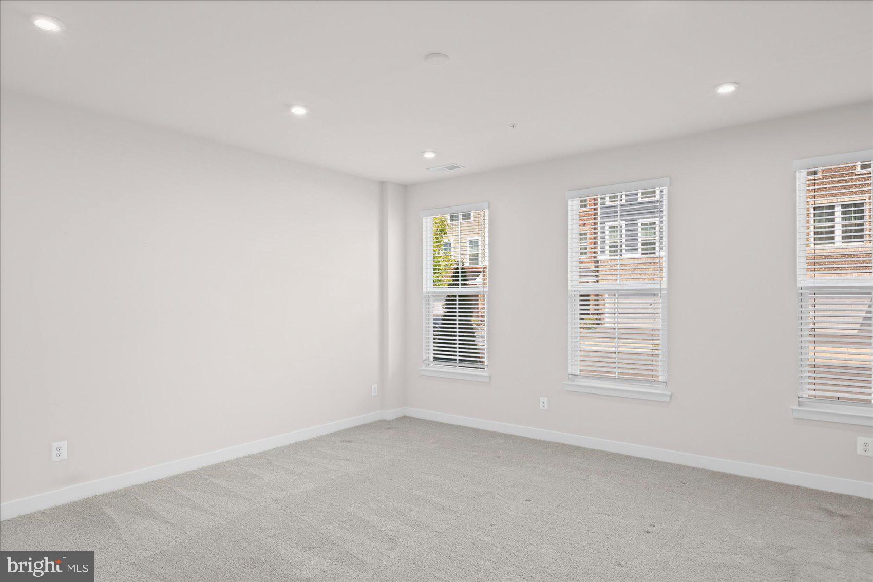 GREENLEIGH AT CROSSROADS - Residential