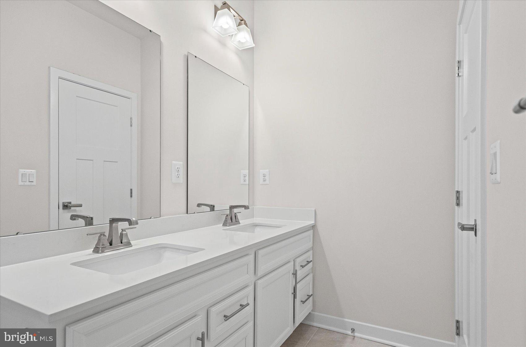 GREENLEIGH AT CROSSROADS - Residential
