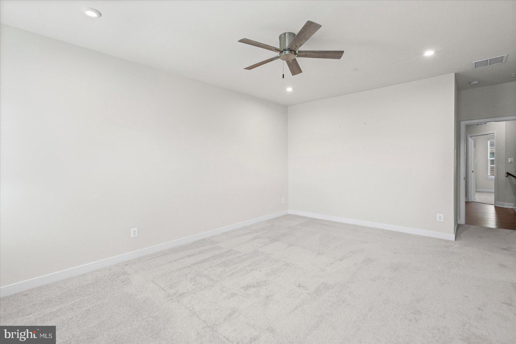 GREENLEIGH AT CROSSROADS - Residential