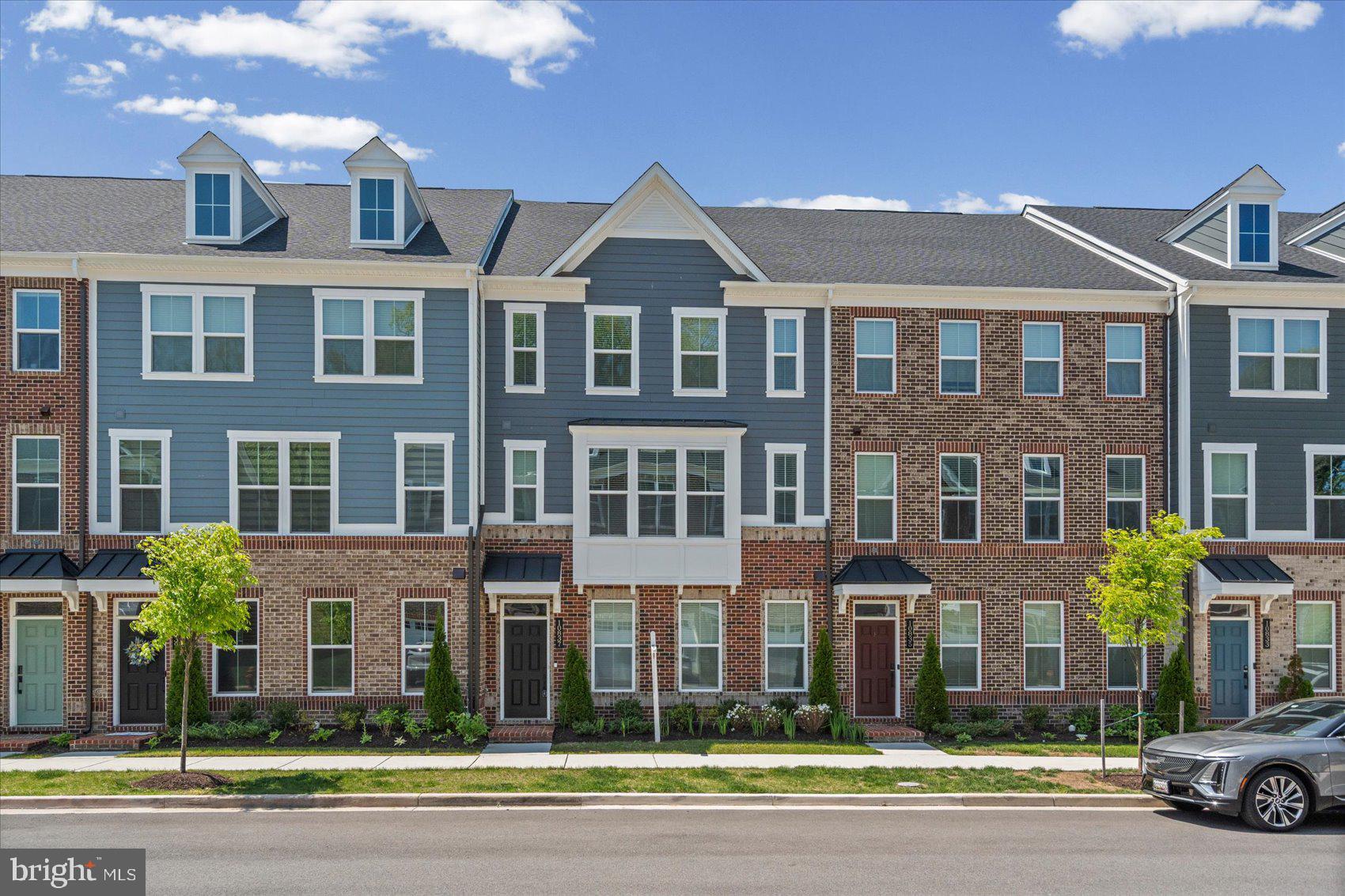 GREENLEIGH AT CROSSROADS - Residential