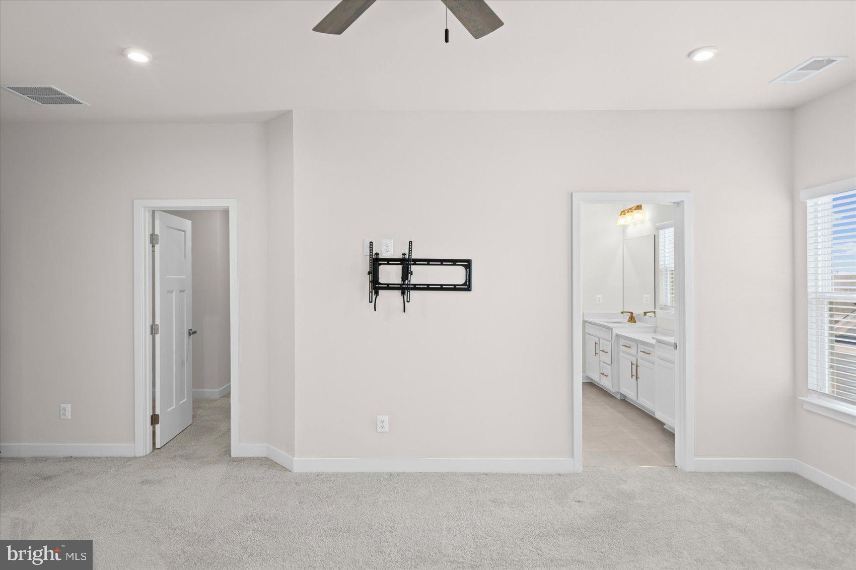 GREENLEIGH AT CROSSROADS - Residential