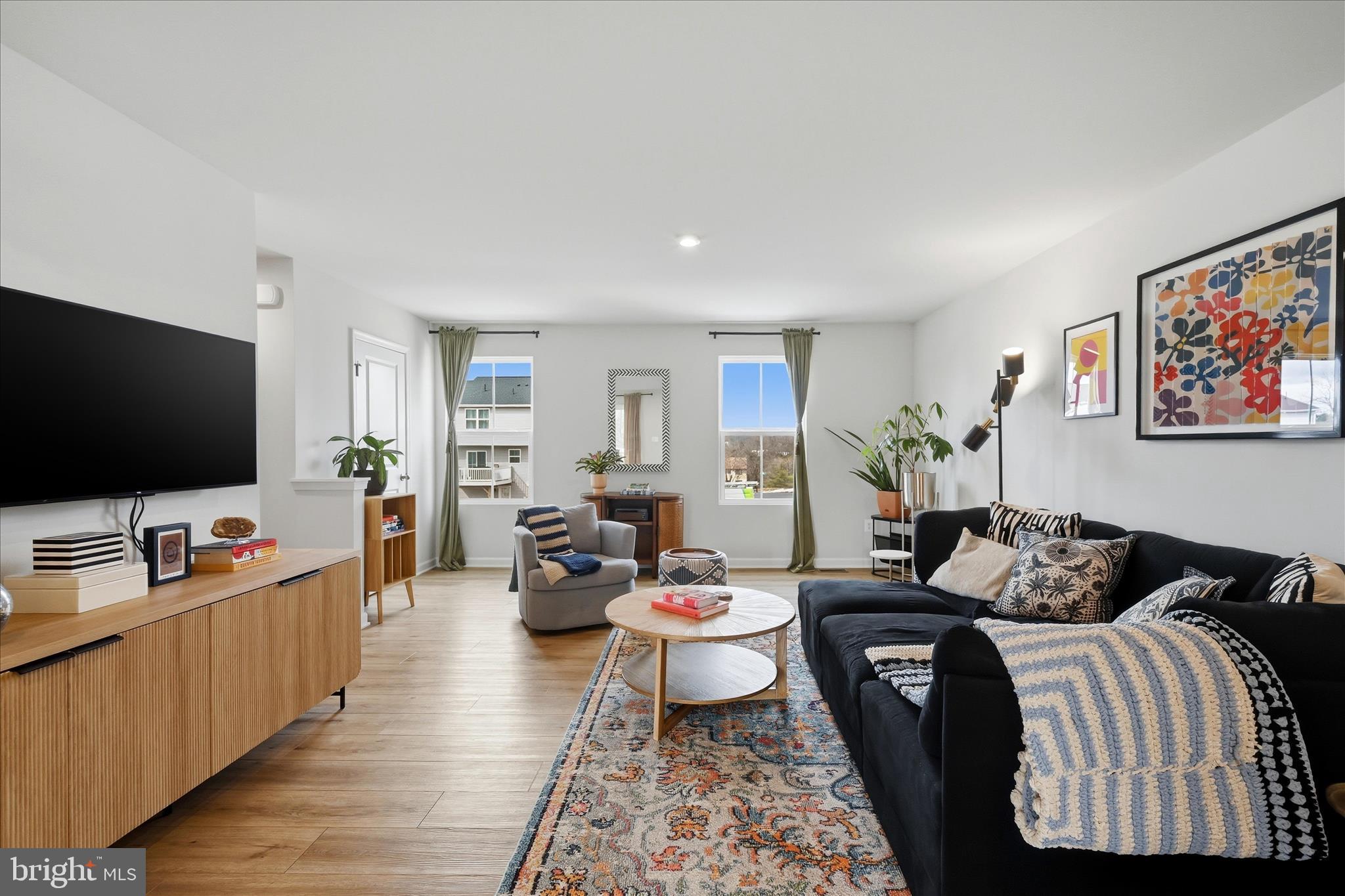 ENFIELD KNOLLS - Residential