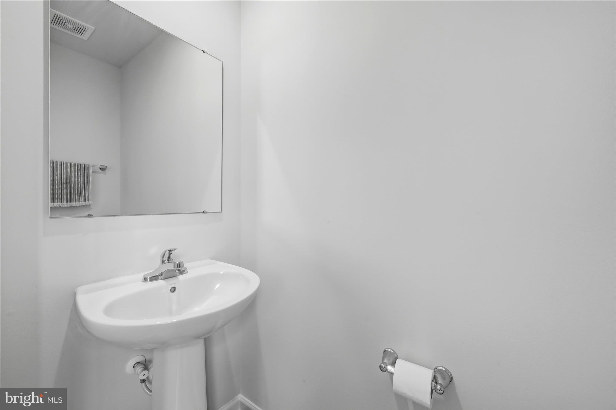 ENFIELD KNOLLS - Residential