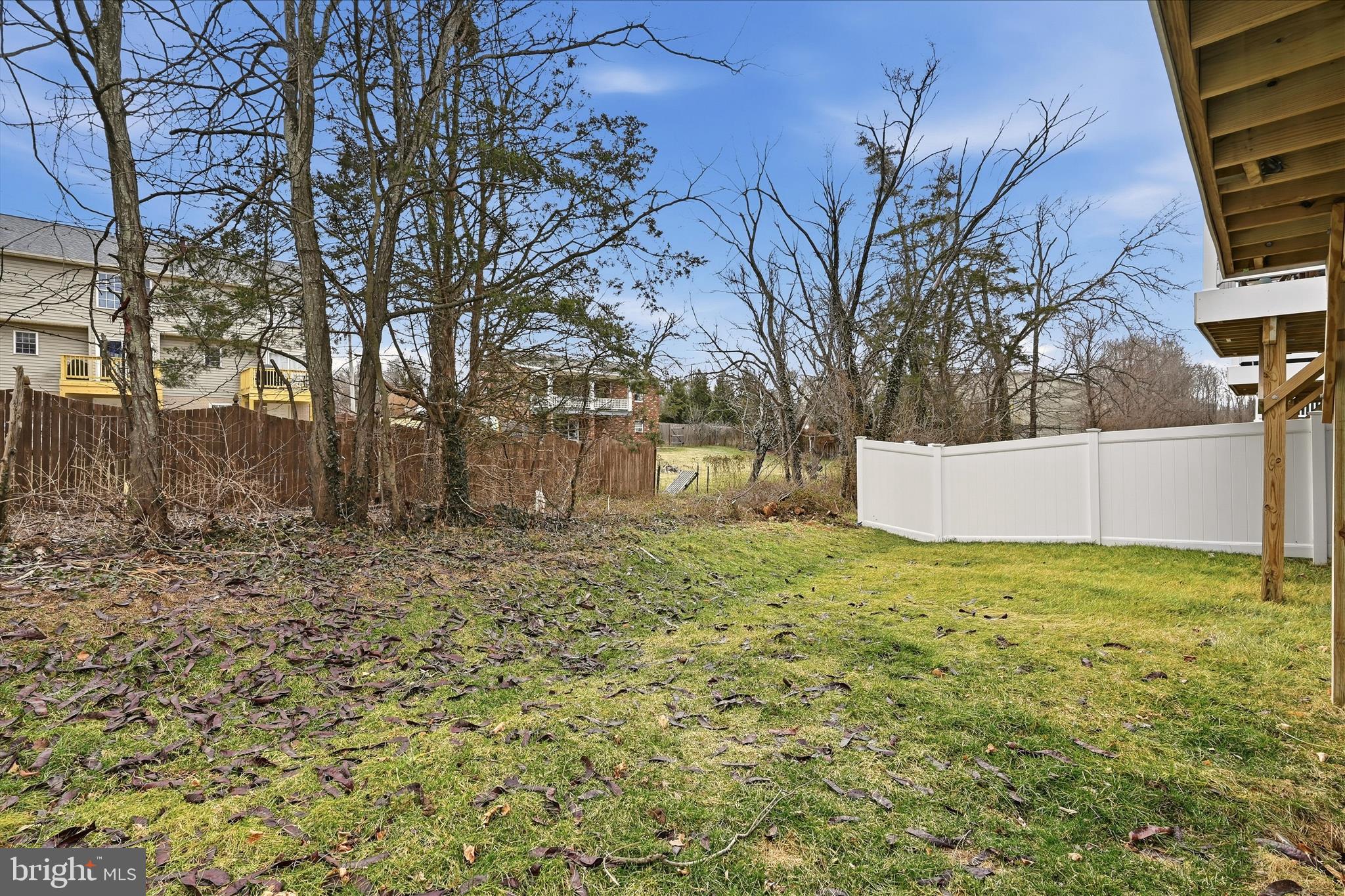 ENFIELD KNOLLS - Residential