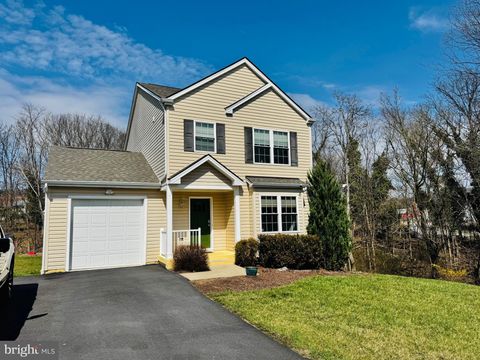 Homes For Sale - 203 Columbia Street<br/> Jefferson County, HARPERS FERRY, WV 25425