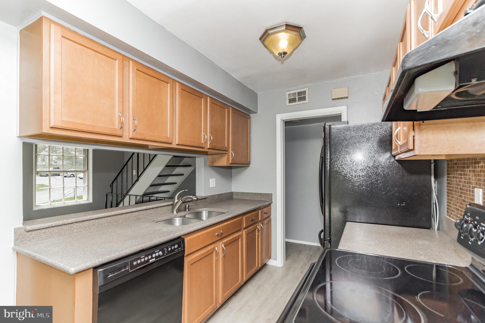 BROOKSHIRE - Residential