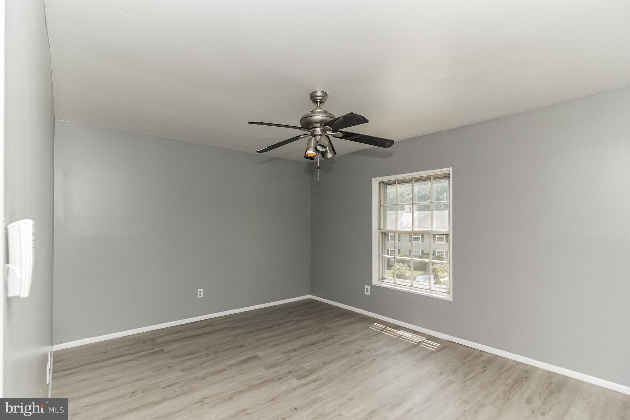 BROOKSHIRE - Residential