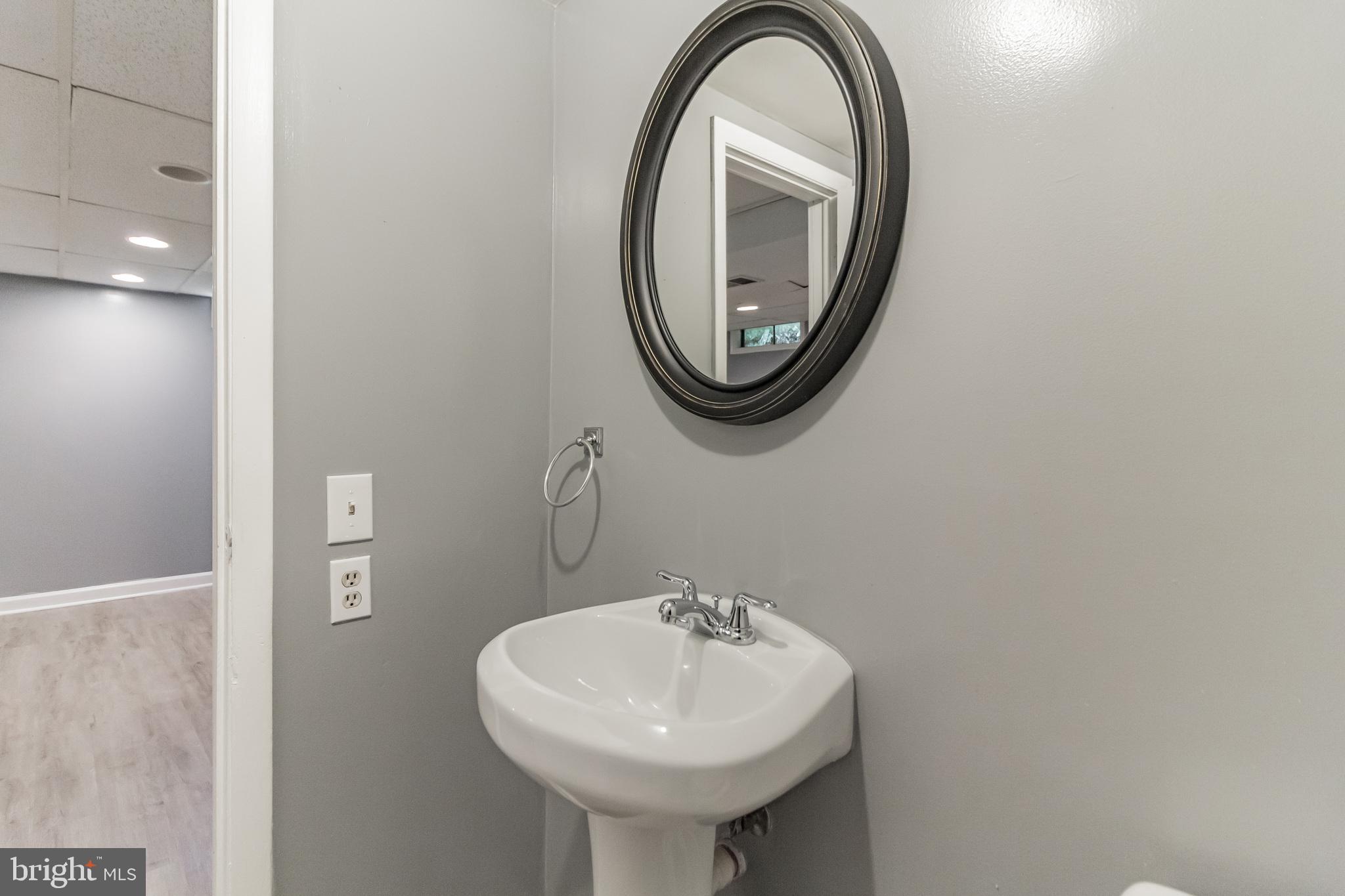 BROOKSHIRE - Residential