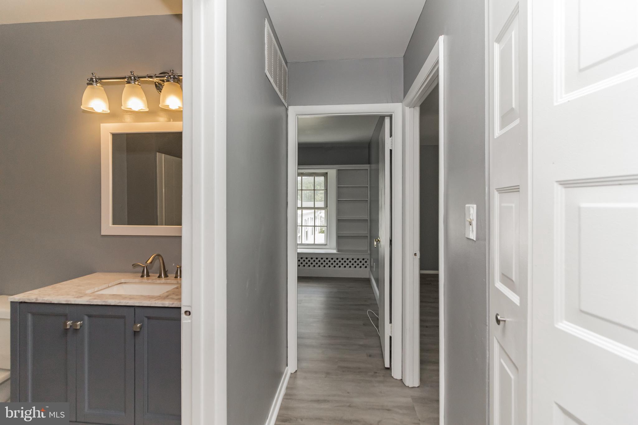 BROOKSHIRE - Residential