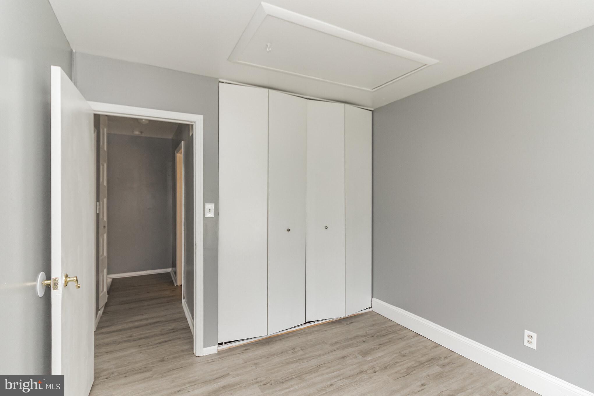 BROOKSHIRE - Residential