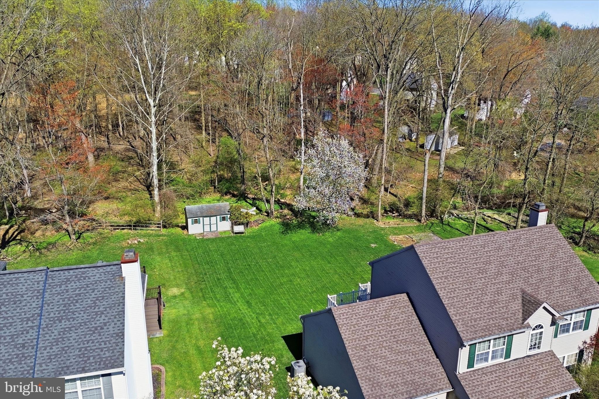 HUNTERS WOODS - Residential