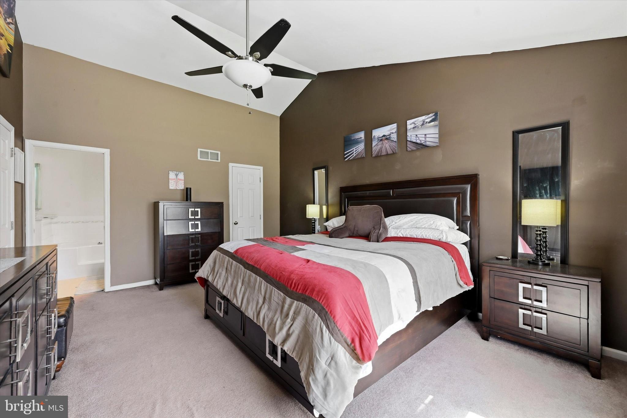 HUNTERS WOODS - Residential