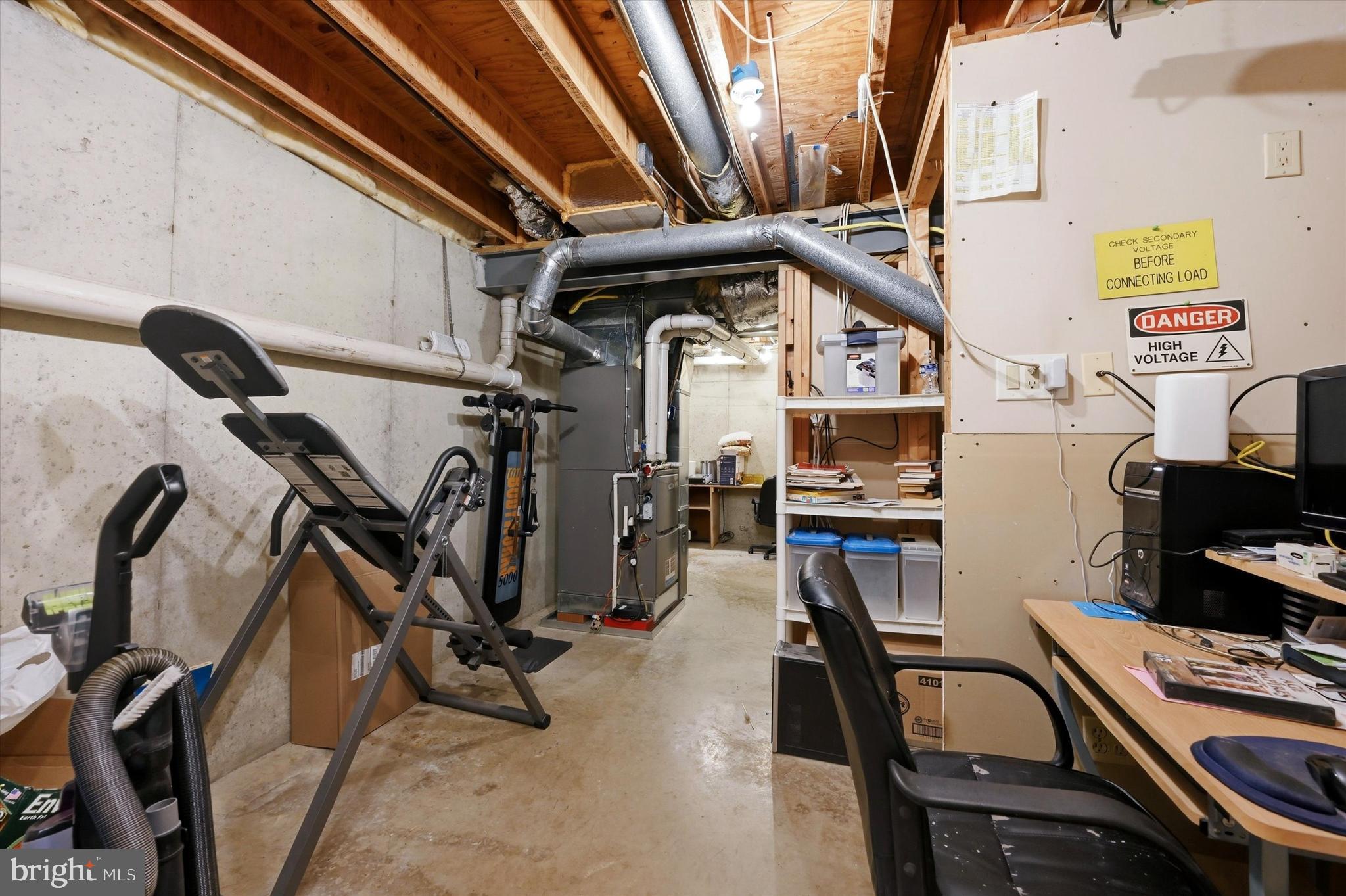 HUNTERS WOODS - Residential