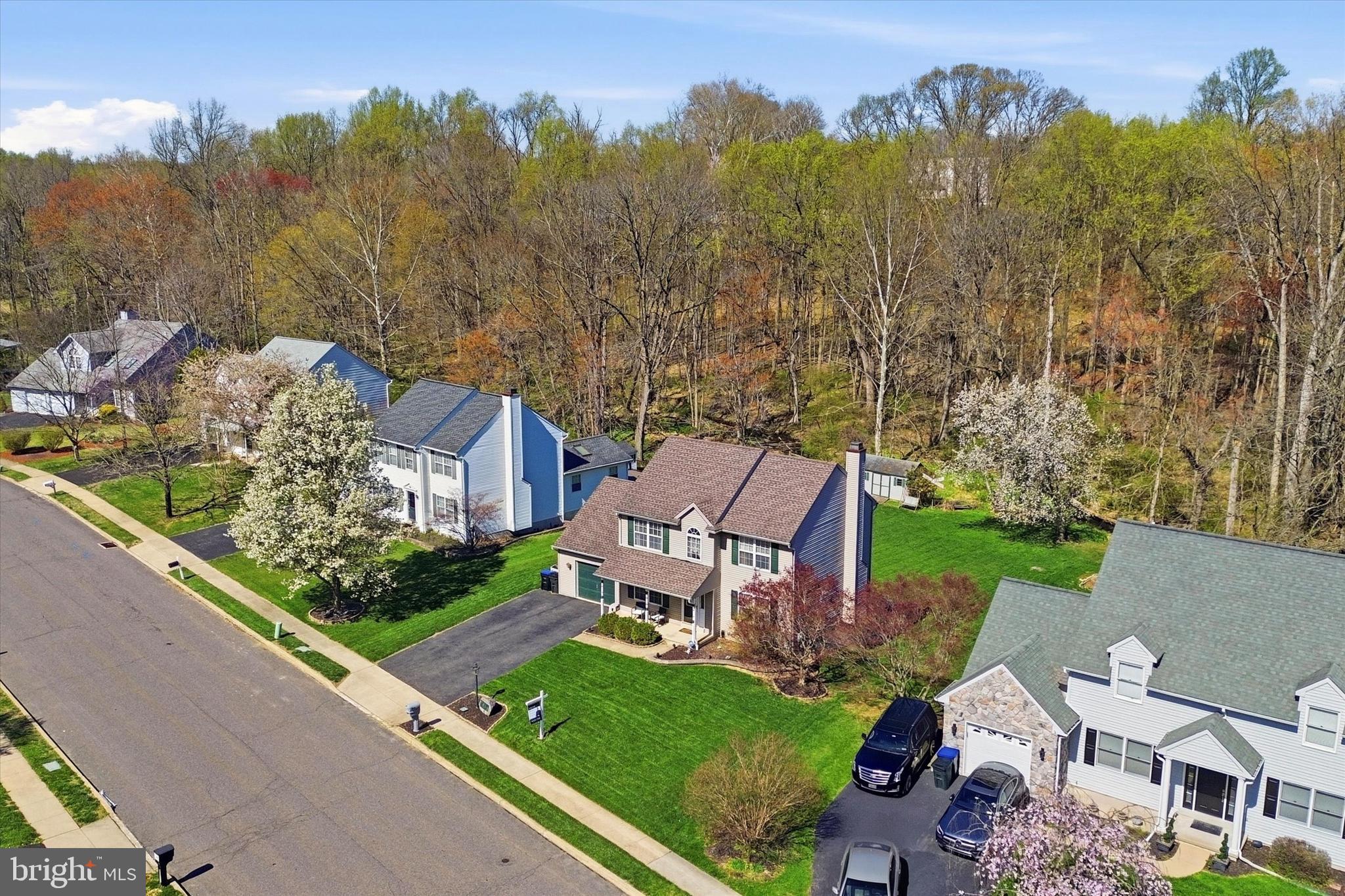 HUNTERS WOODS - Residential