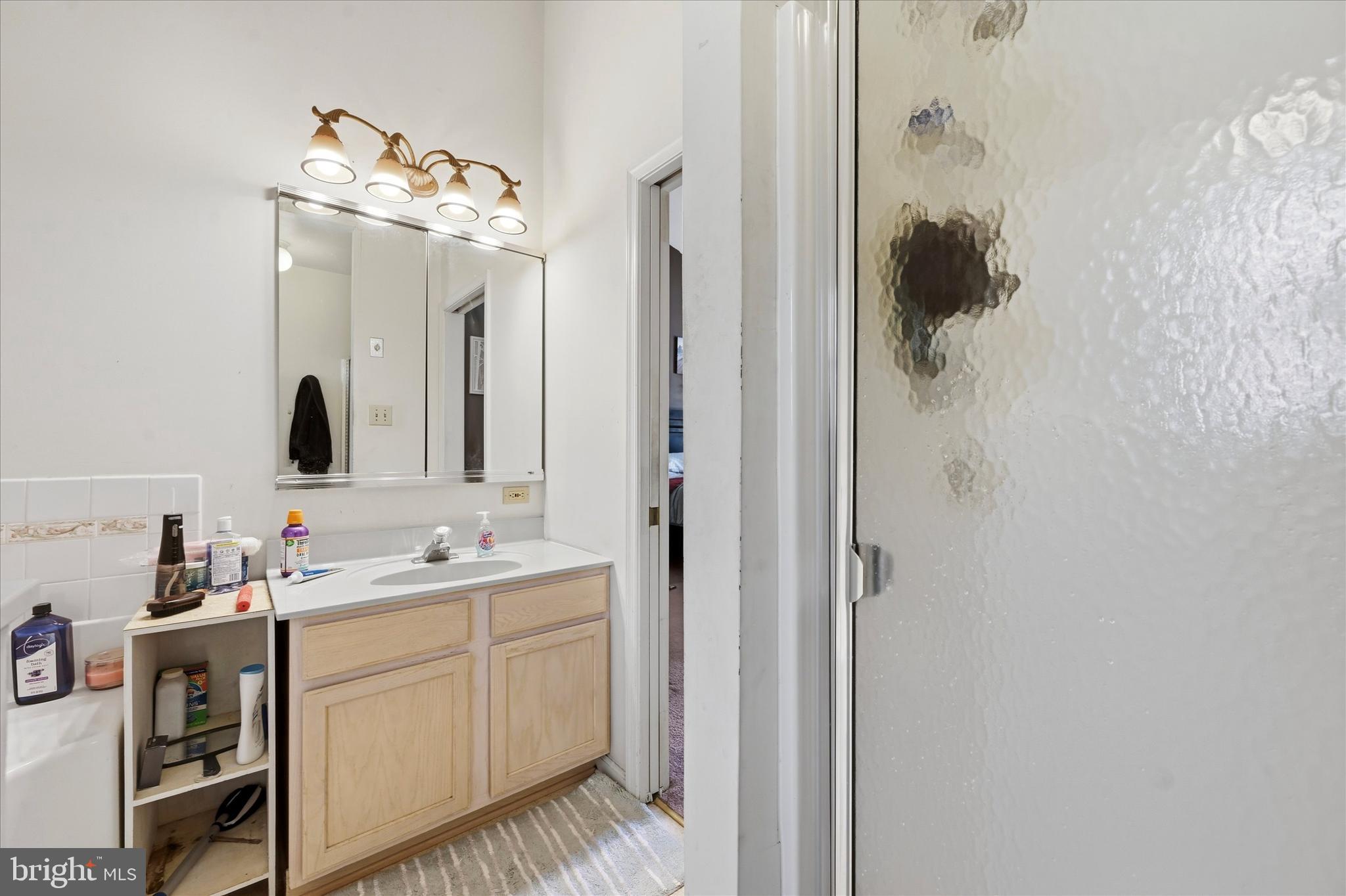 HUNTERS WOODS - Residential