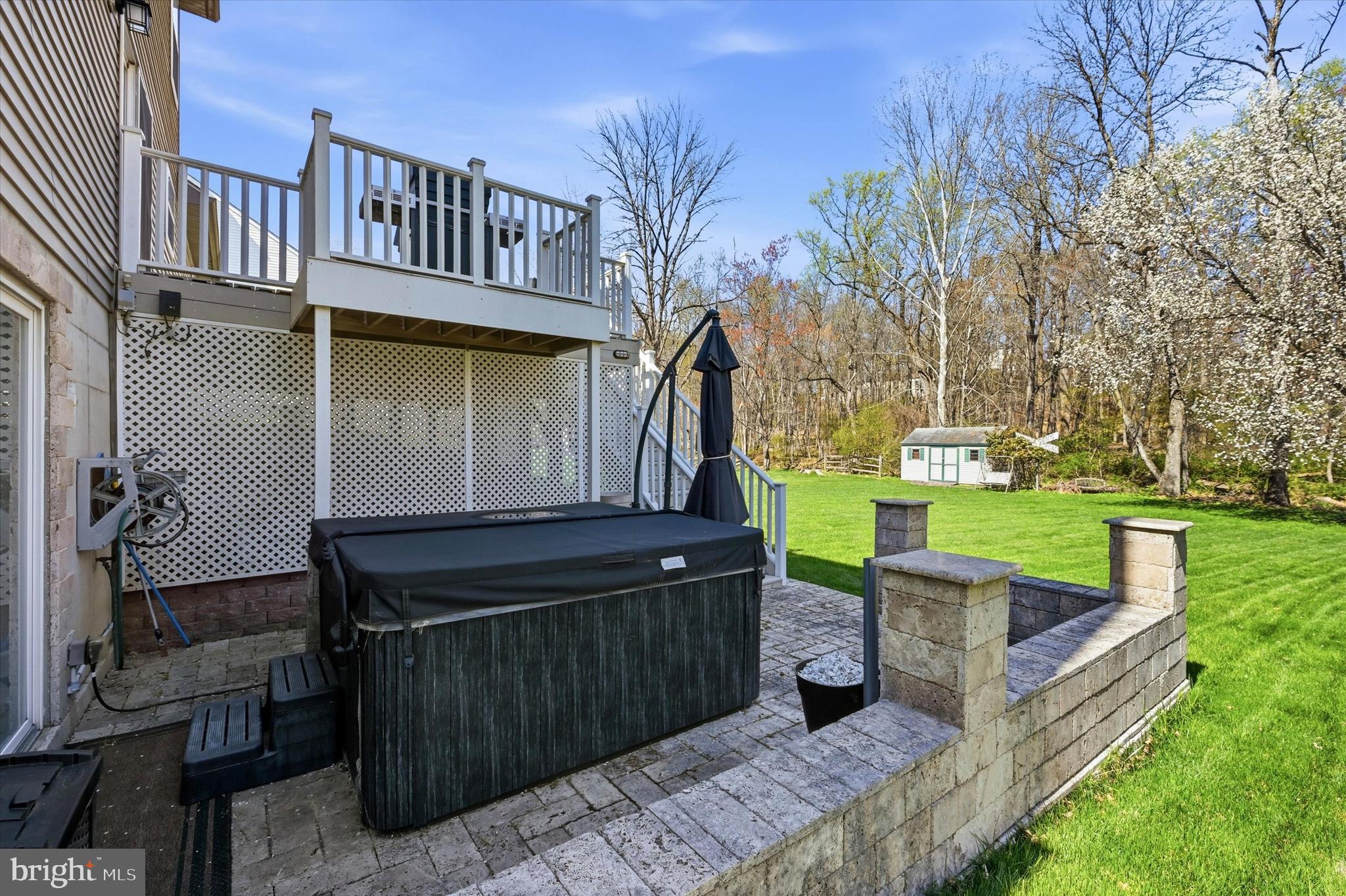 HUNTERS WOODS - Residential