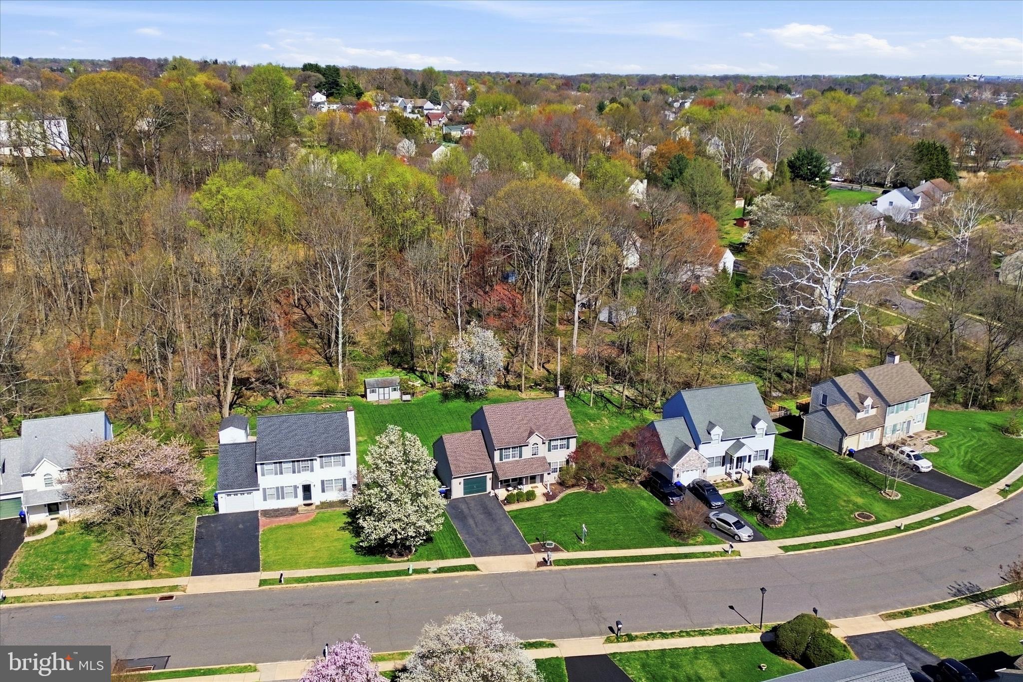 HUNTERS WOODS - Residential