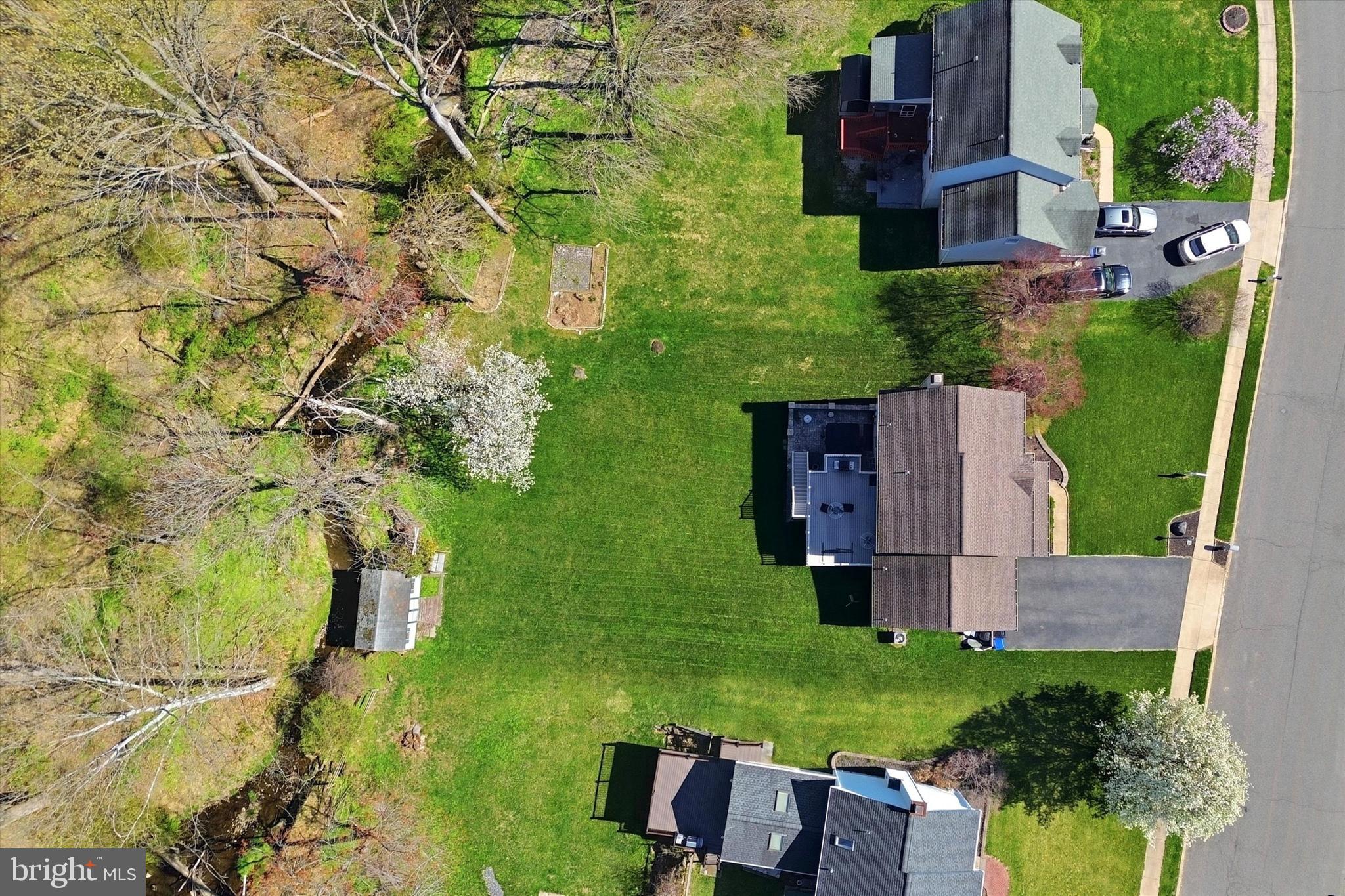 HUNTERS WOODS - Residential