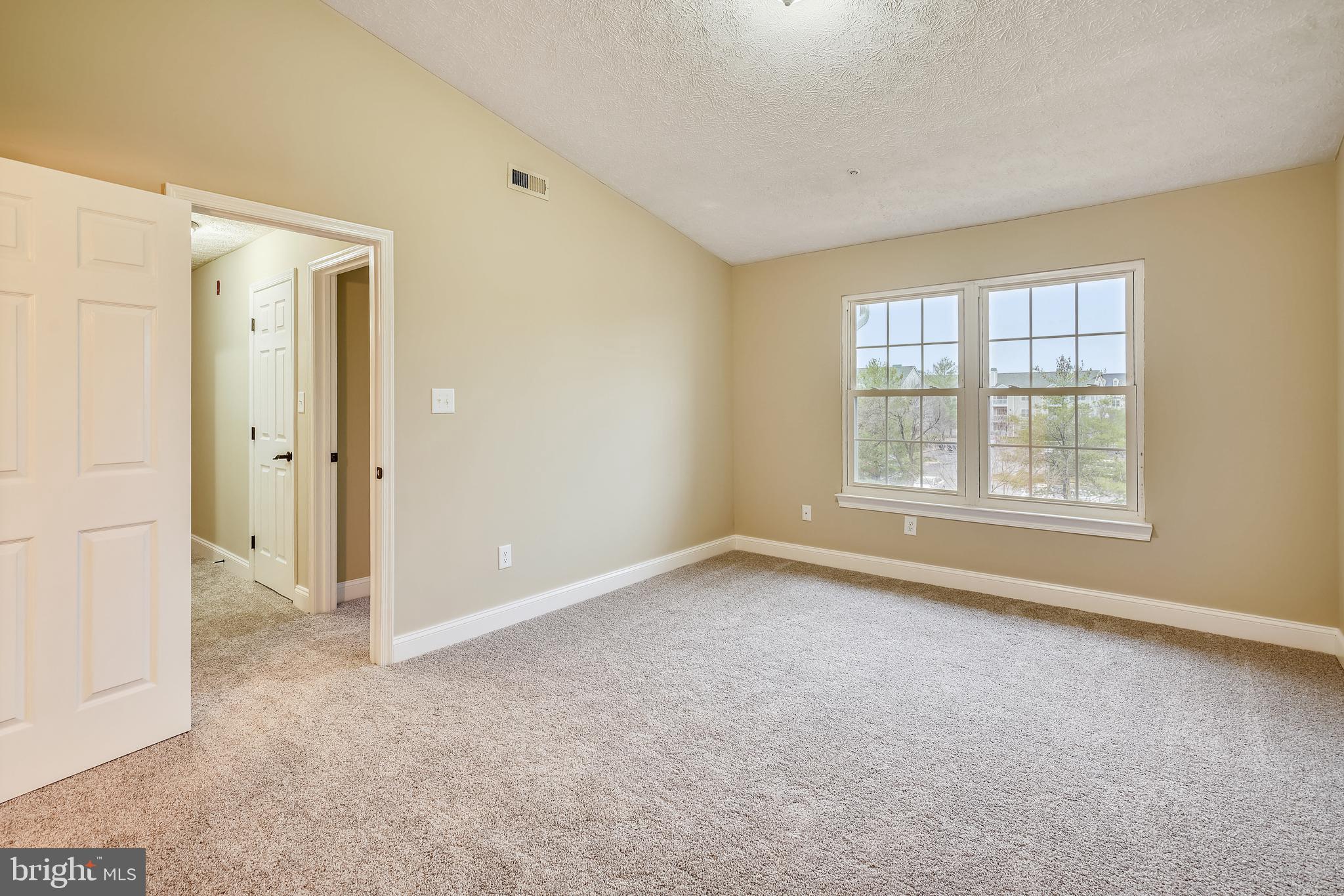 HARVEST RUN - Residential Lease