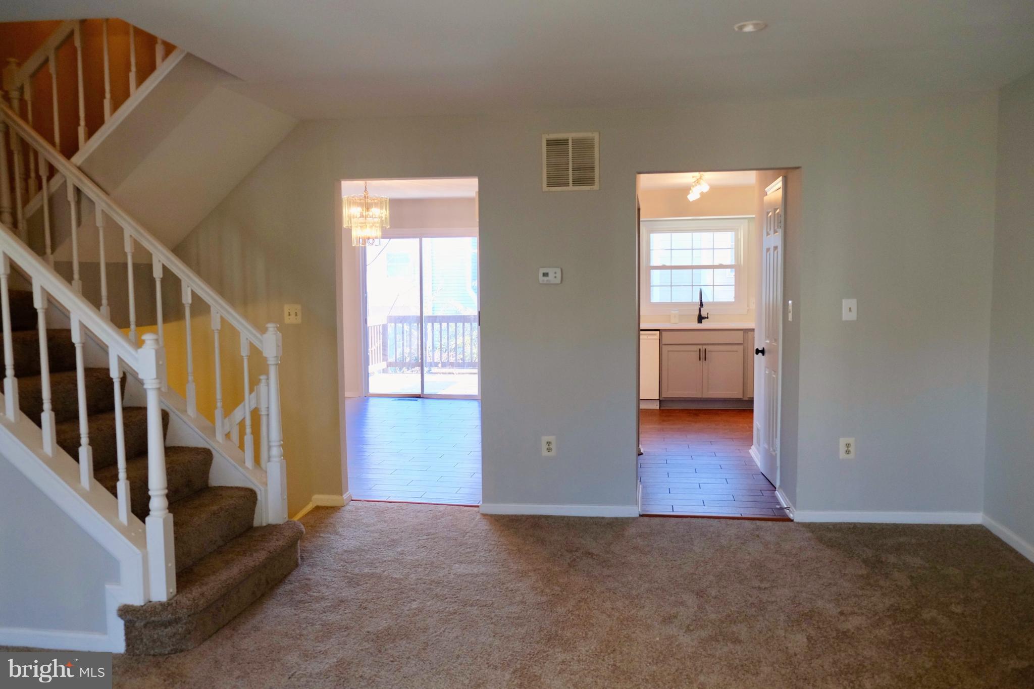 CHURCHILL TOWN SECTOR - Residential Lease