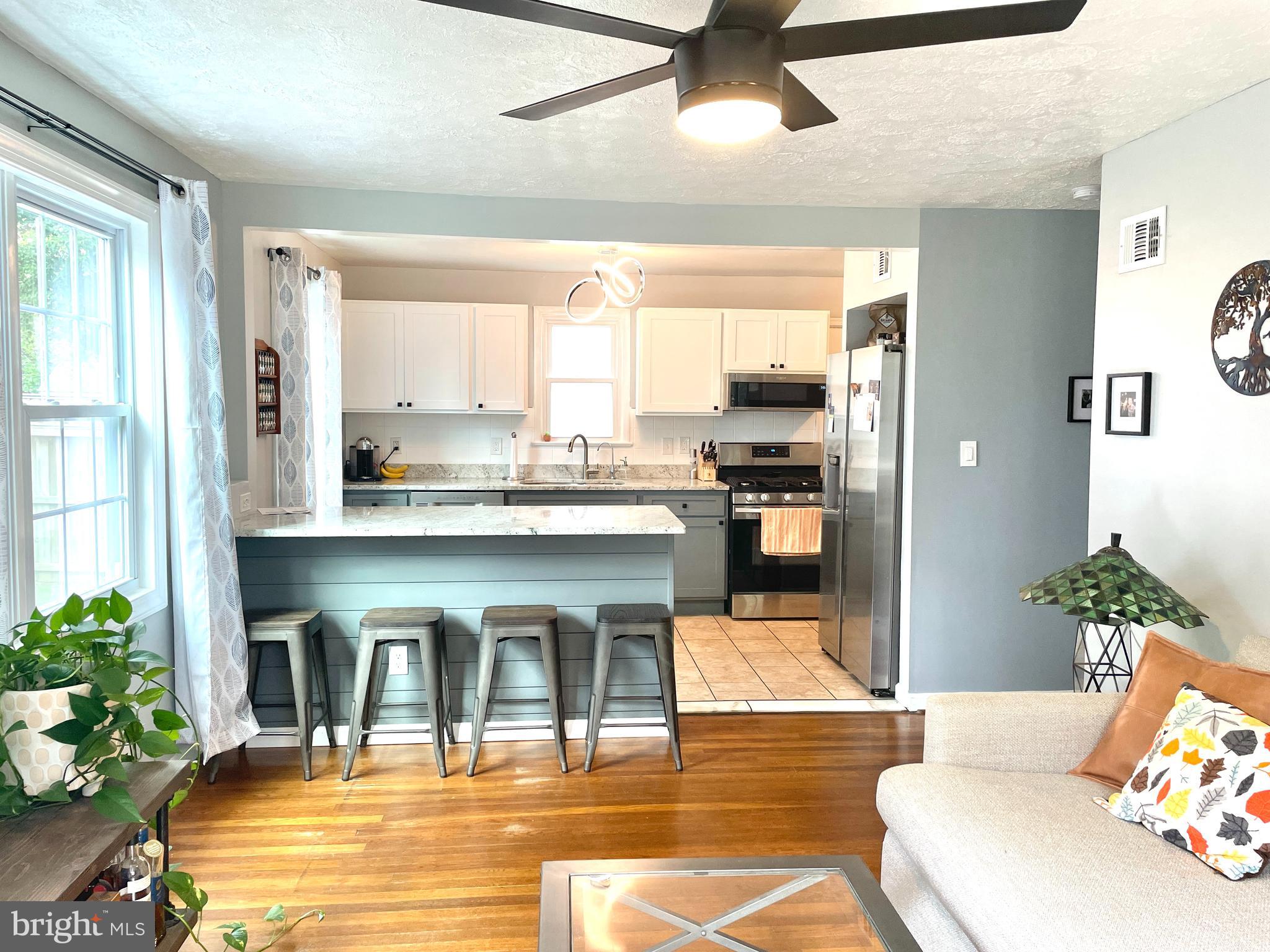 WEST LAWN - Residential Lease